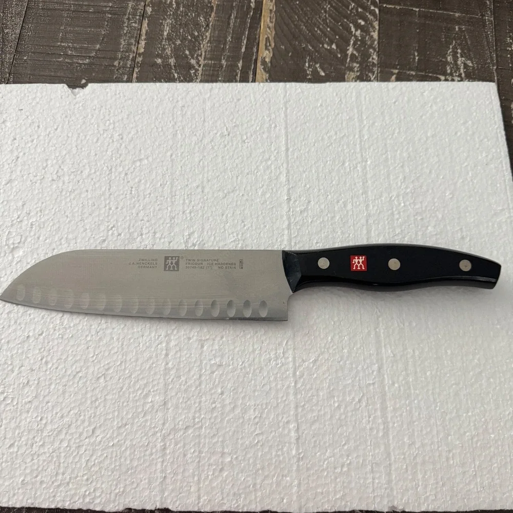Zwilling J.A. Henckels Twin Signature Santoku Knife 7